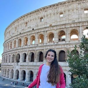 Meet your Posher, Mili